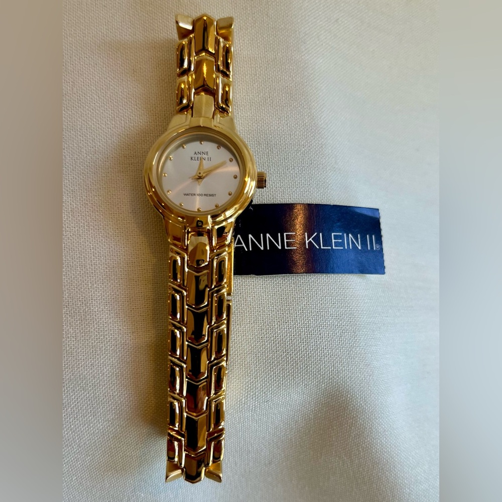 Anne Klein II Gold Quartz Women's Watch - Picture 11 of 16